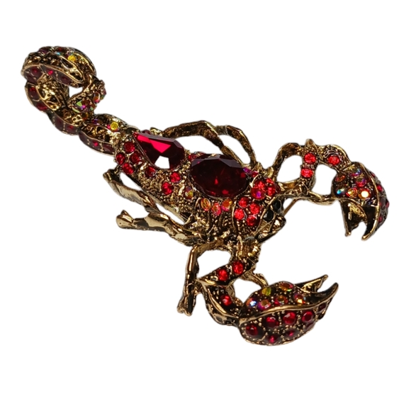 Scorpion Crystal Rhinestone Bling Articulated Stinger Brooch Pendant - Picture 8 of 15
